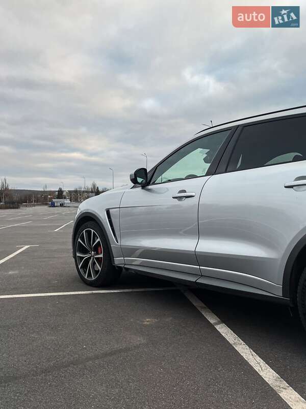 Позашляховик / Кросовер Jaguar F-Pace 2019 в Києві