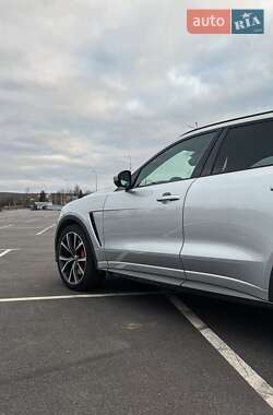 Позашляховик / Кросовер Jaguar F-Pace 2019 в 