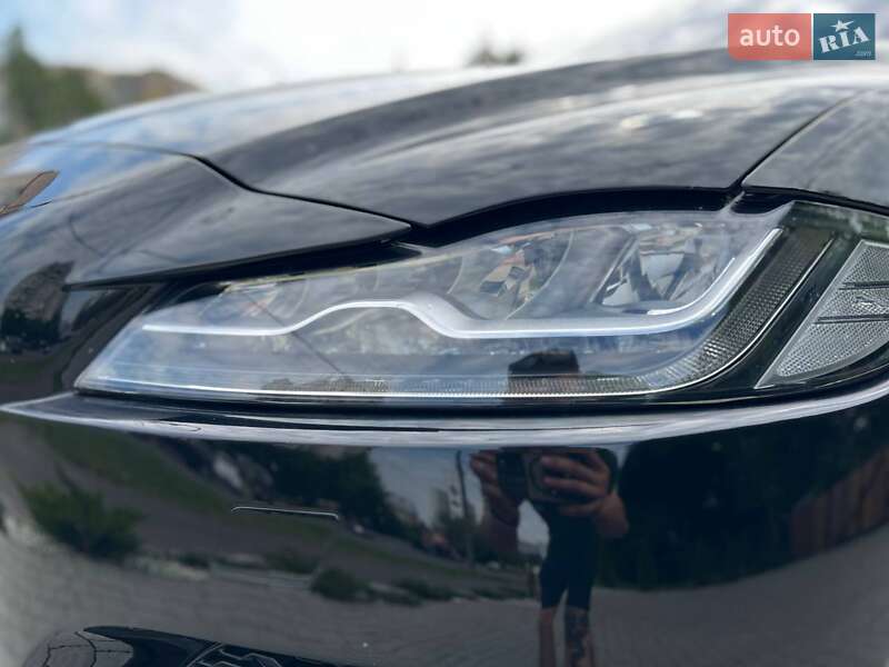 Позашляховик / Кросовер Jaguar F-Pace 2018 в Львові