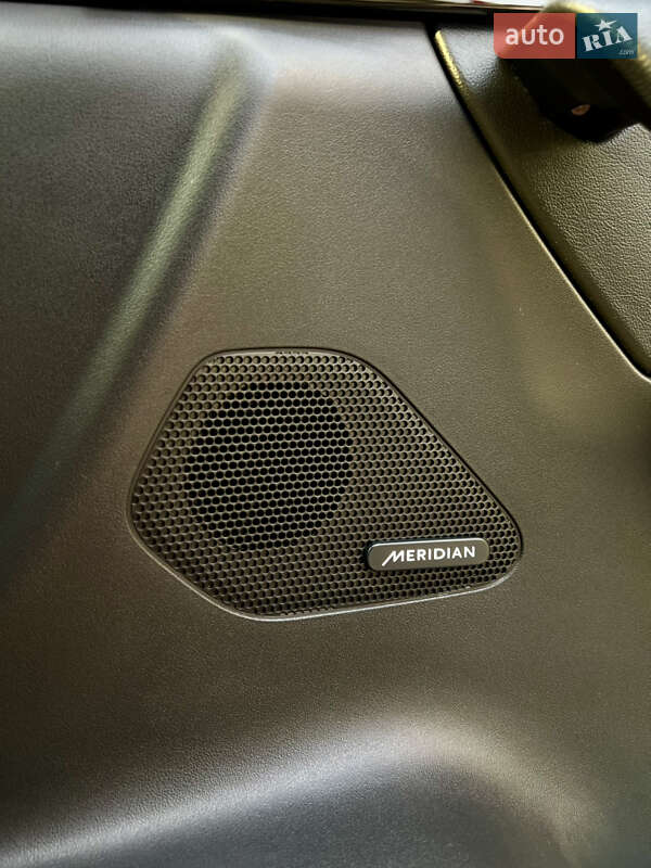 Позашляховик / Кросовер Jaguar F-Pace 2016 в Києві