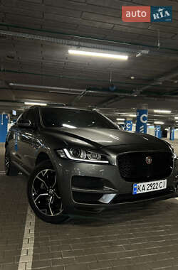 Внедорожник / Кроссовер Jaguar F-Pace 2016 в Киеве