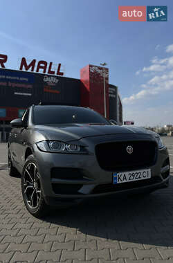 Позашляховик / Кросовер Jaguar F-Pace 2016 в 