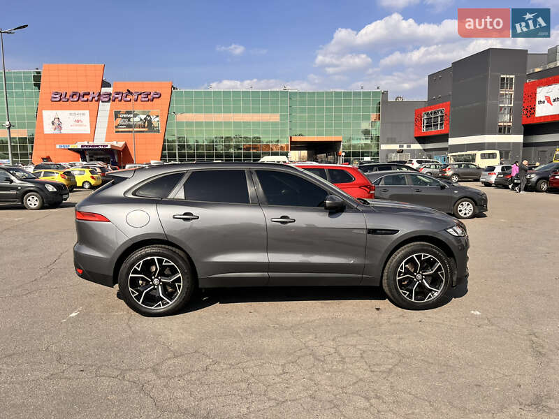 Позашляховик / Кросовер Jaguar F-Pace 2016 в Києві