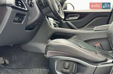 Позашляховик / Кросовер Jaguar F-Pace 2017 в 