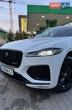 Внедорожник / Кроссовер Jaguar F-Pace 2021 в 