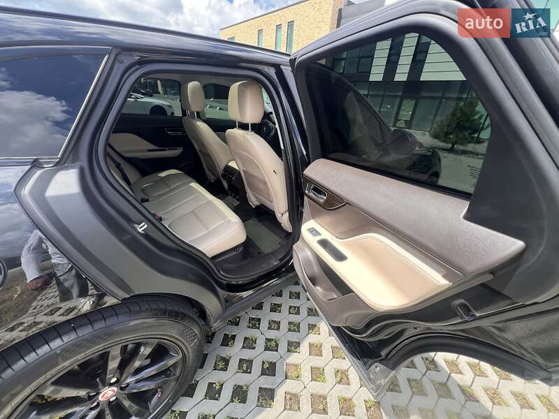 Позашляховик / Кросовер Jaguar F-Pace 2016 в Хмельницькому фото 14 Позашляховик / Кросовер Jaguar F-Pace 2016 в Хмельницькому