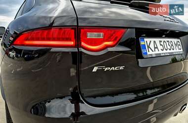 Внедорожник / Кроссовер Jaguar F-Pace 2017 в 