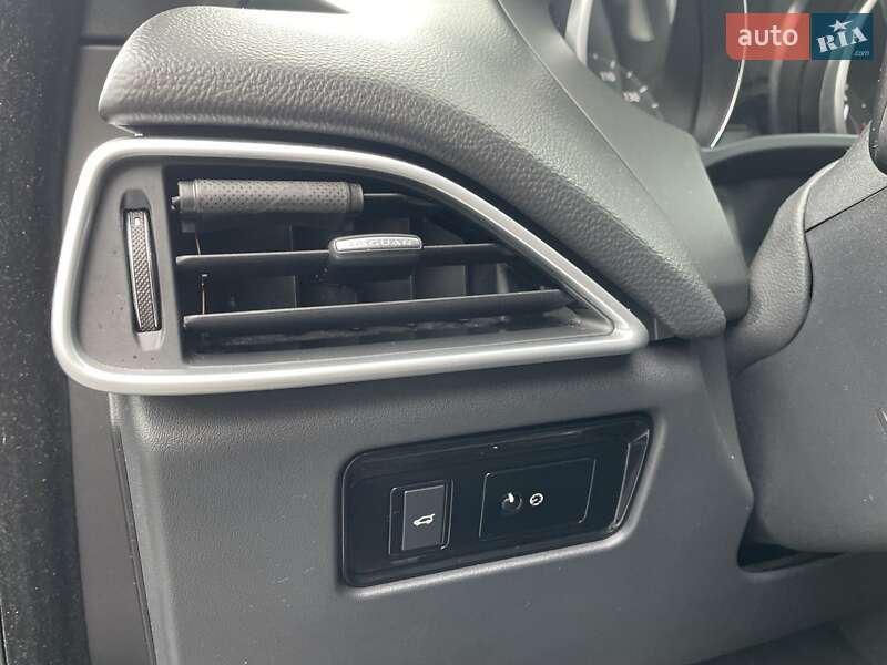 Позашляховик / Кросовер Jaguar F-Pace 2017 в Києві фото 6 Позашляховик / Кросовер Jaguar F-Pace 2017 в Києві