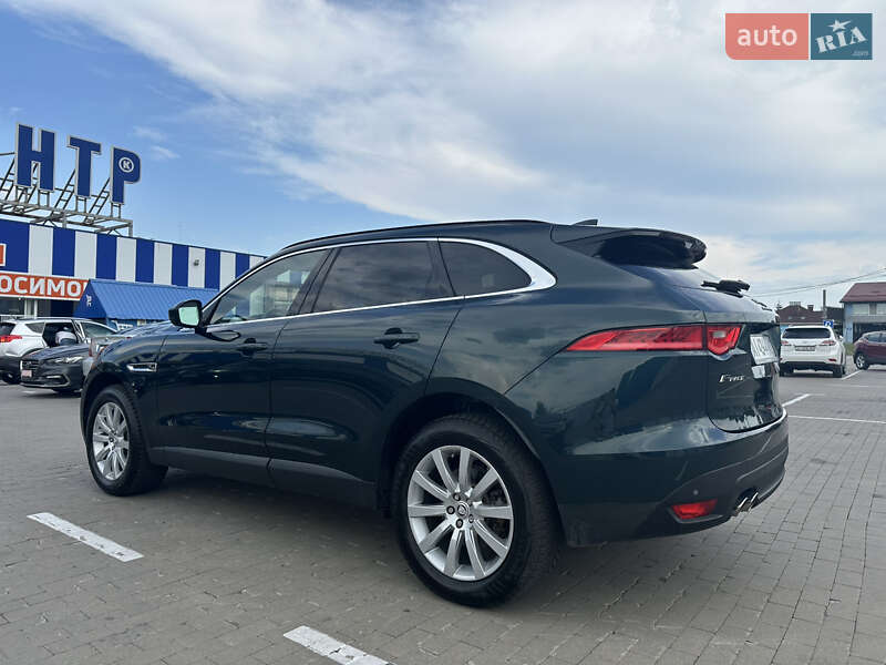 Внедорожник / Кроссовер Jaguar F-Pace 2016 в Киеве