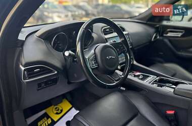 Позашляховик / Кросовер Jaguar F-Pace 2016 в 