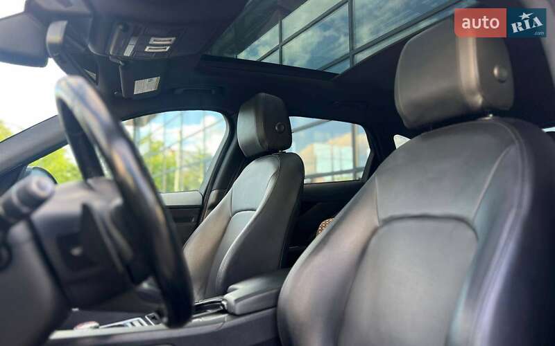 Внедорожник / Кроссовер Jaguar F-Pace 2016 в Ивано-Франковске