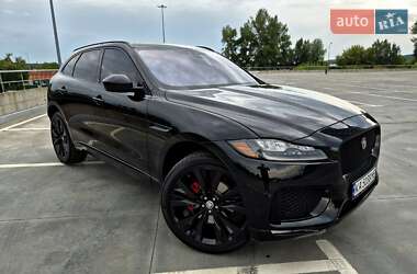 Позашляховик / Кросовер Jaguar F-Pace 2017 в 