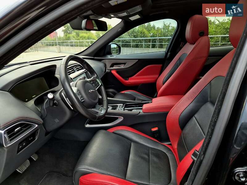 Позашляховик / Кросовер Jaguar F-Pace 2017 в Києві