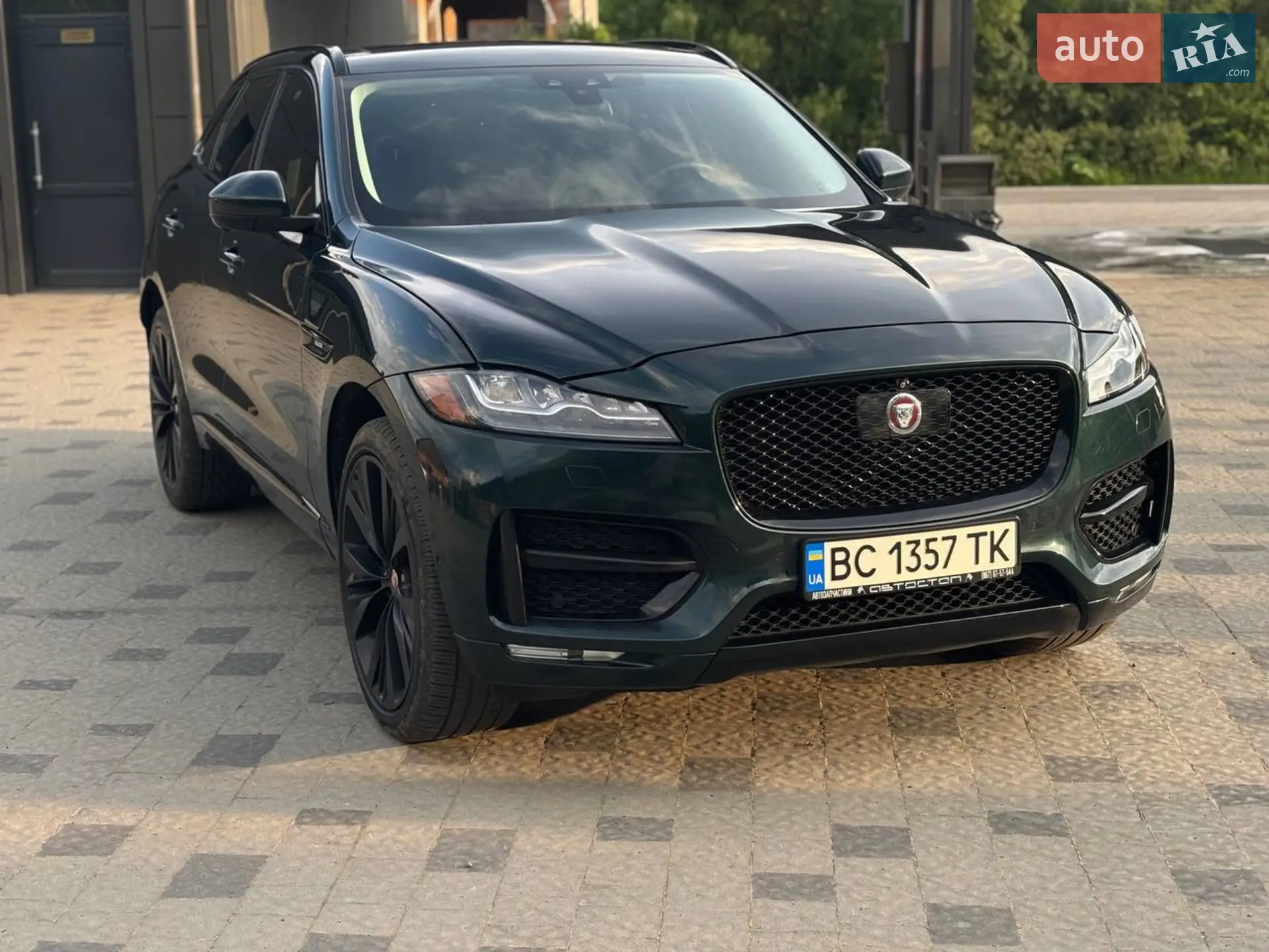 2016 Jaguar F-Pace - мініатюра 16