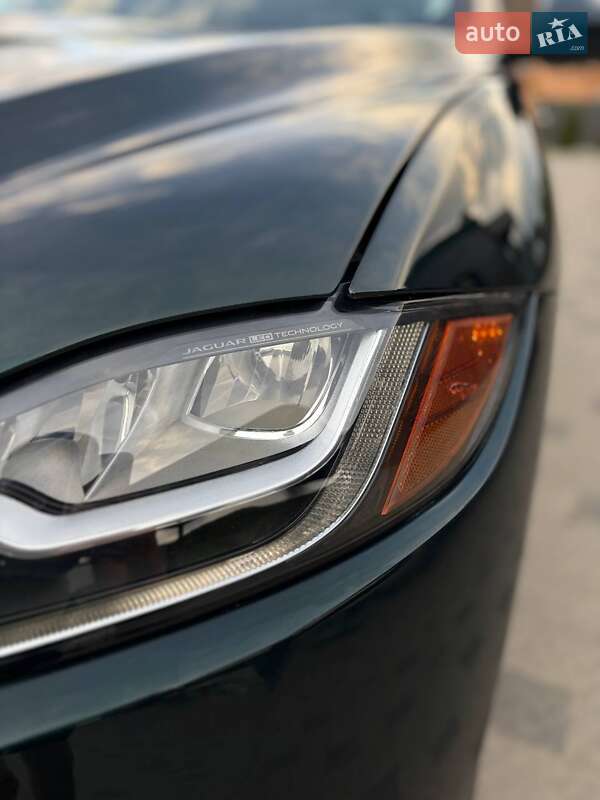 Позашляховик / Кросовер Jaguar F-Pace 2016 в Львові фото 19 Позашляховик / Кросовер Jaguar F-Pace 2016 в Львові