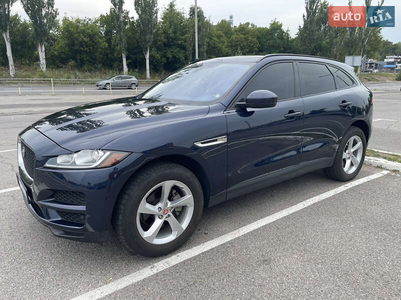 Jaguar F-Pace 2017