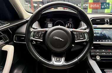 Внедорожник / Кроссовер Jaguar F-Pace 2016 в 