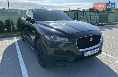 Внедорожник / Кроссовер Jaguar F-Pace 2016 в 