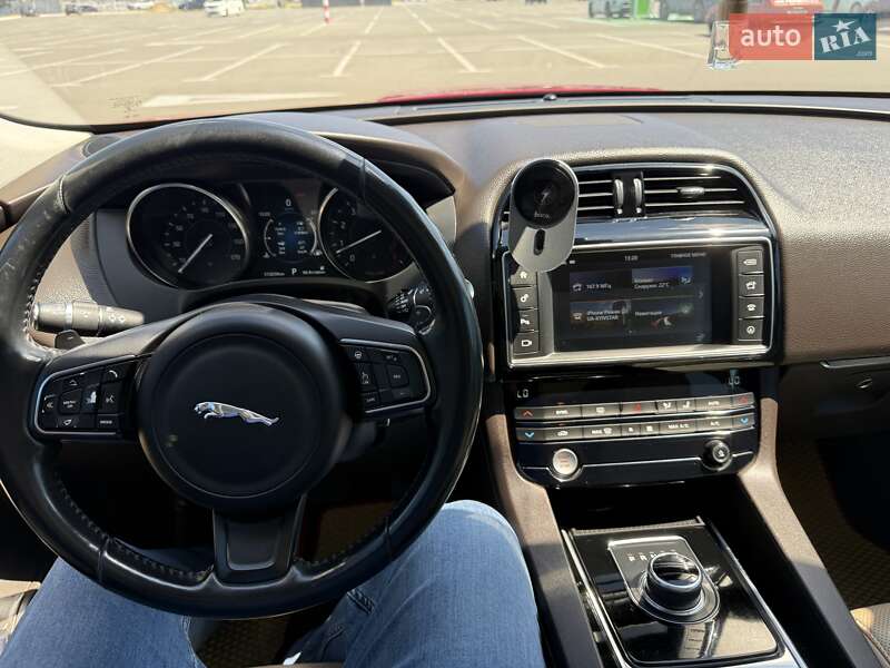 Позашляховик / Кросовер Jaguar F-Pace 2016 в Одесі