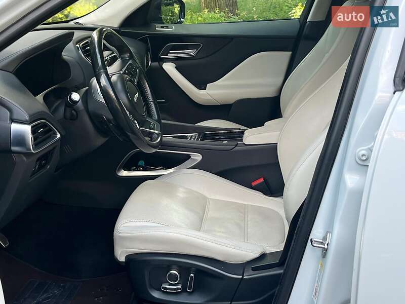 Позашляховик / Кросовер Jaguar F-Pace 2018 в Києві