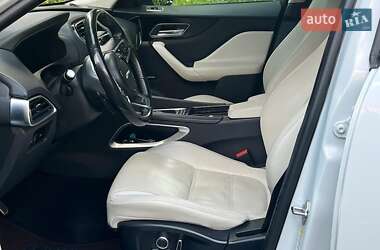 Внедорожник / Кроссовер Jaguar F-Pace 2018 в 