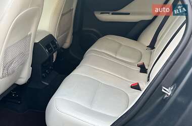 Внедорожник / Кроссовер Jaguar F-Pace 2018 в 