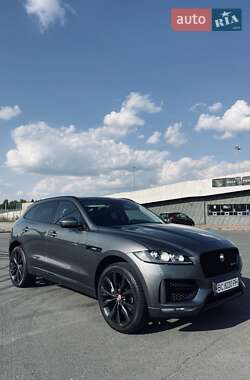 Позашляховик / Кросовер Jaguar F-Pace 2017 в 