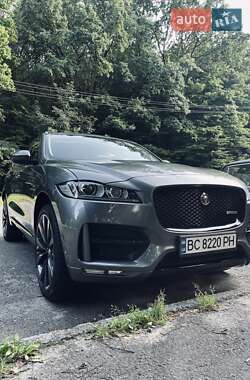 Позашляховик / Кросовер Jaguar F-Pace 2017 в 