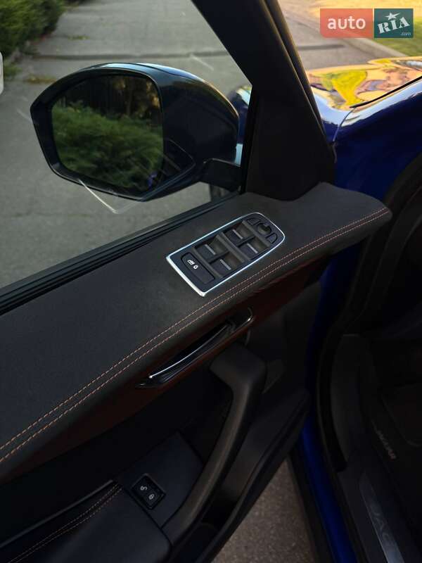 Позашляховик / Кросовер Jaguar F-Pace 2018 в Дніпрі фото 12 Позашляховик / Кросовер Jaguar F-Pace 2018 в Дніпрі