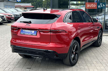 Внедорожник / Кроссовер Jaguar F-Pace 2021 в 