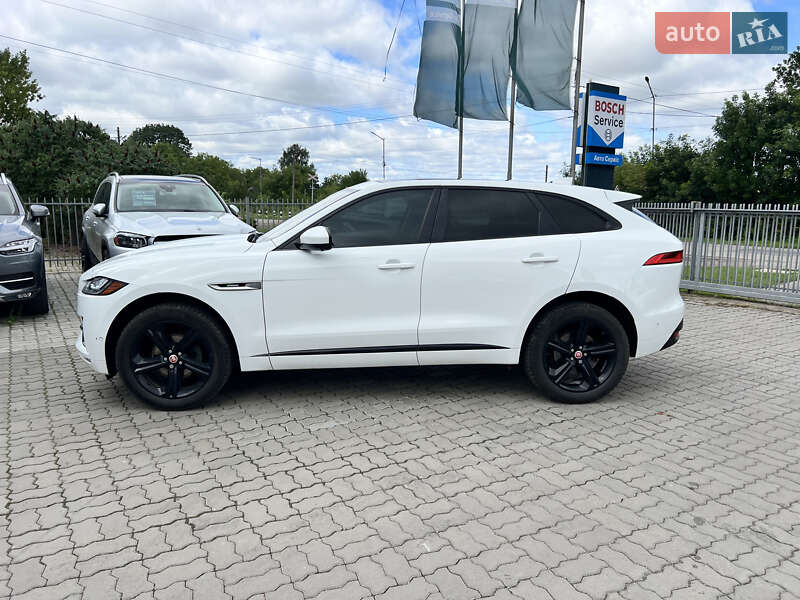 Внедорожник / Кроссовер Jaguar F-Pace 2017 в Нововолынске