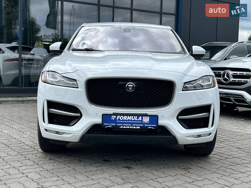 Внедорожник / Кроссовер Jaguar F-Pace 2017 в Нововолынске
