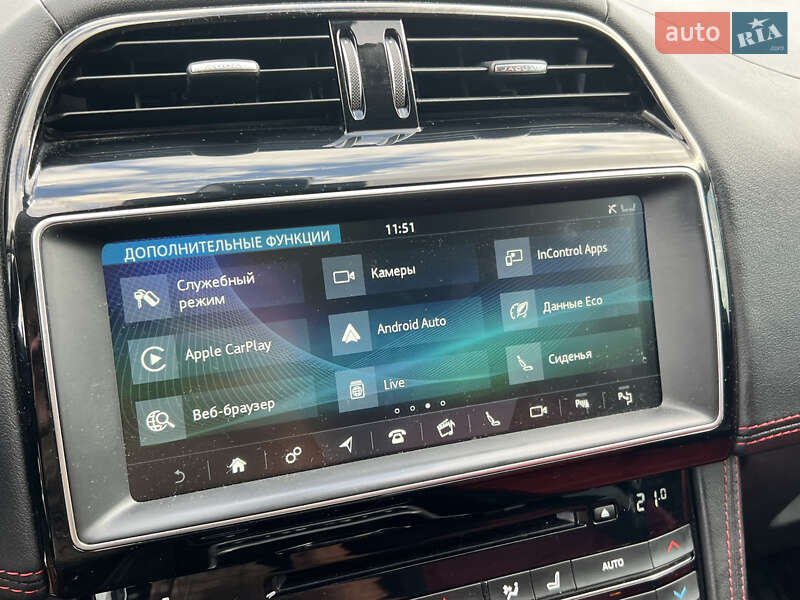 Внедорожник / Кроссовер Jaguar F-Pace 2017 в Нововолынске