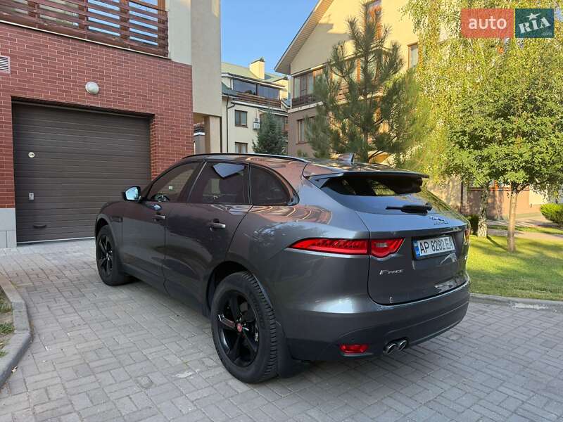 Внедорожник / Кроссовер Jaguar F-Pace 2016 в Запорожье