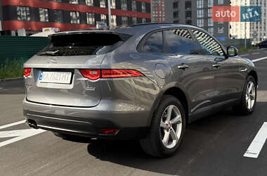 Внедорожник / Кроссовер Jaguar F-Pace 2017 в 