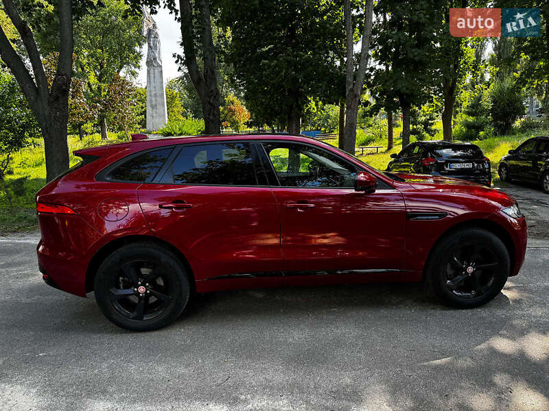 Внедорожник / Кроссовер Jaguar F-Pace 2016 в Киеве