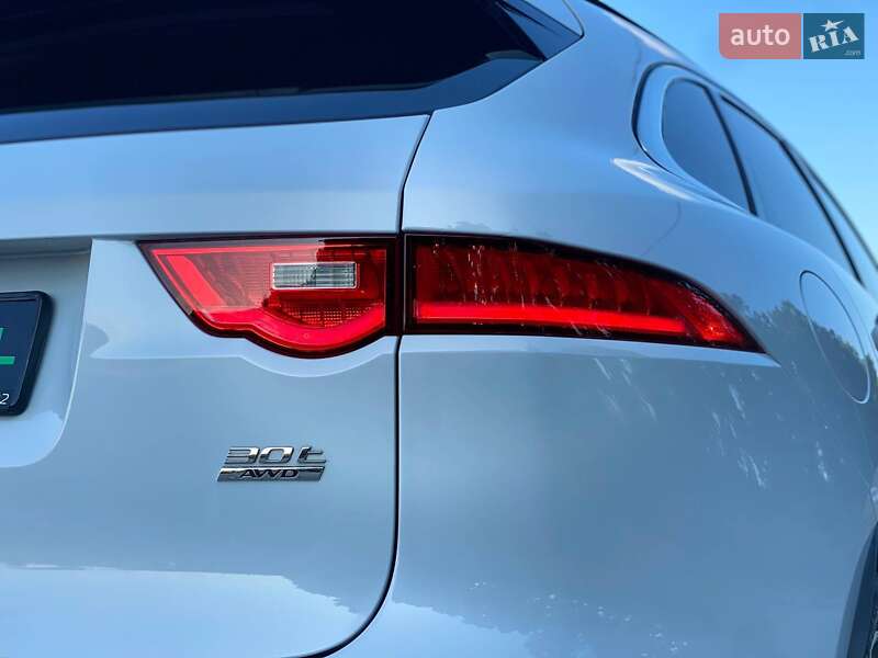 Внедорожник / Кроссовер Jaguar F-Pace 2017 в Киеве