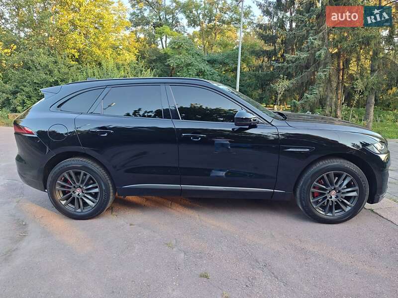 Внедорожник / Кроссовер Jaguar F-Pace 2017 в Житомире