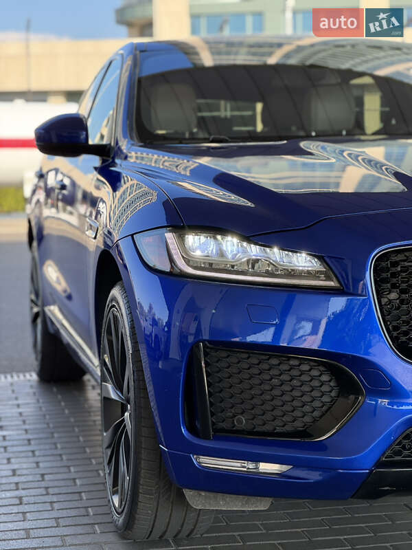 Позашляховик / Кросовер Jaguar F-Pace 2018 в Дніпрі