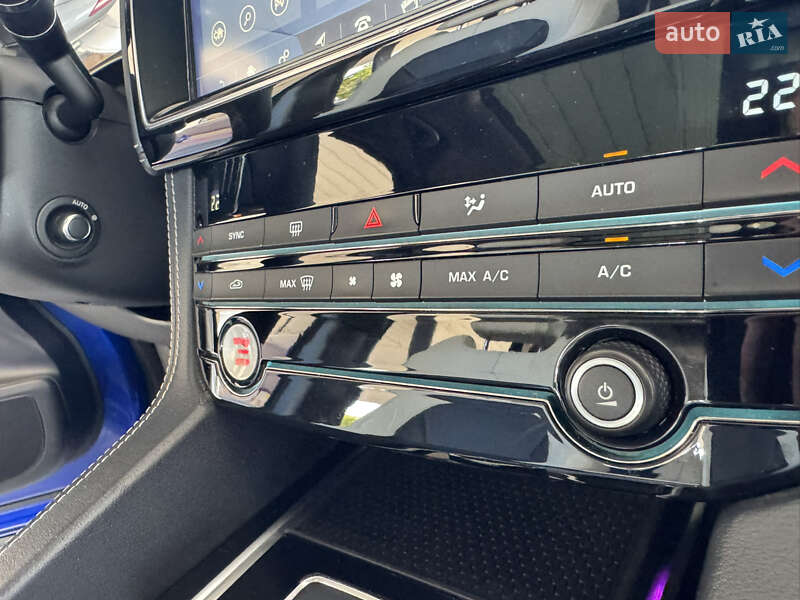 Позашляховик / Кросовер Jaguar F-Pace 2018 в Дніпрі