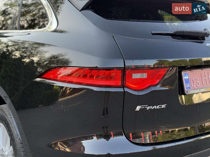 Внедорожник / Кроссовер Jaguar F-Pace 2017 в Киеве