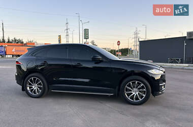 Внедорожник / Кроссовер Jaguar F-Pace 2017 в 
