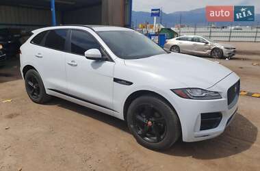 Внедорожник / Кроссовер Jaguar F-Pace 2017 в 