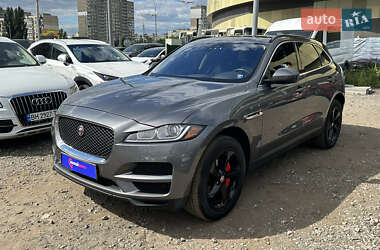 Внедорожник / Кроссовер Jaguar F-Pace 2018 в 