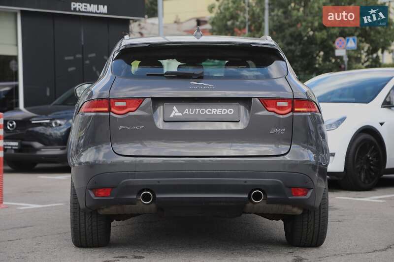 Внедорожник / Кроссовер Jaguar F-Pace 2015 в Харькове