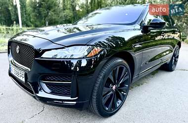 Внедорожник / Кроссовер Jaguar F-Pace 2018 в 