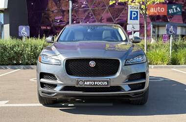 Внедорожник / Кроссовер Jaguar F-Pace 2017 в 