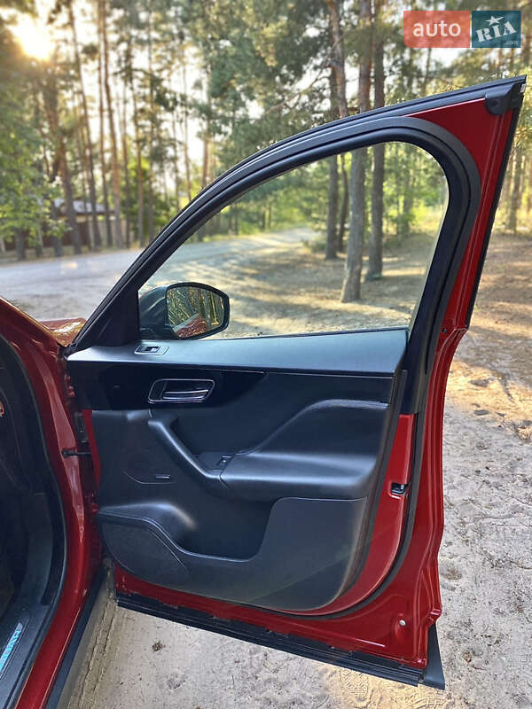 Позашляховик / Кросовер Jaguar F-Pace 2018 в Києві фото 7 Позашляховик / Кросовер Jaguar F-Pace 2018 в Києві