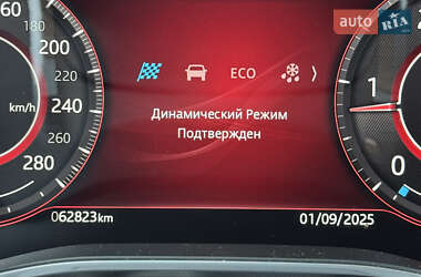 Позашляховик / Кросовер Jaguar F-Pace 2021 в 