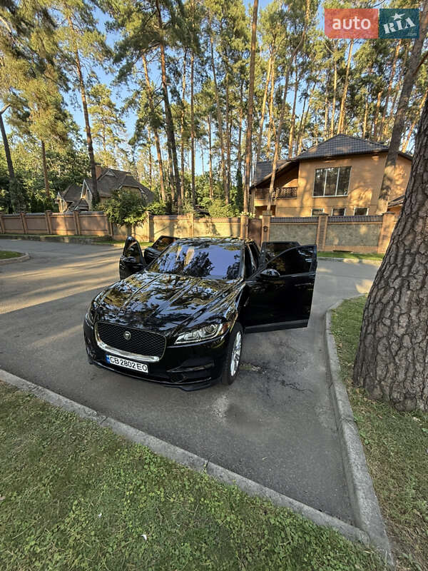 Позашляховик / Кросовер Jaguar F-Pace 2016 в Чернігові
